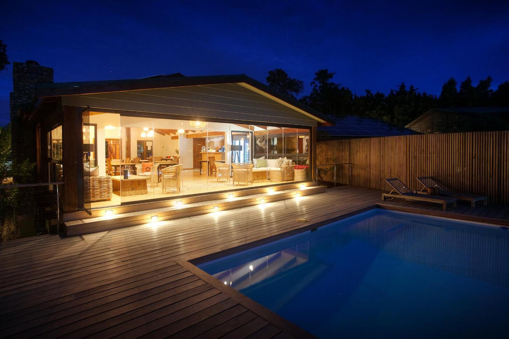 Elephant Hide Of Knysna Guest Lodge Exterior foto