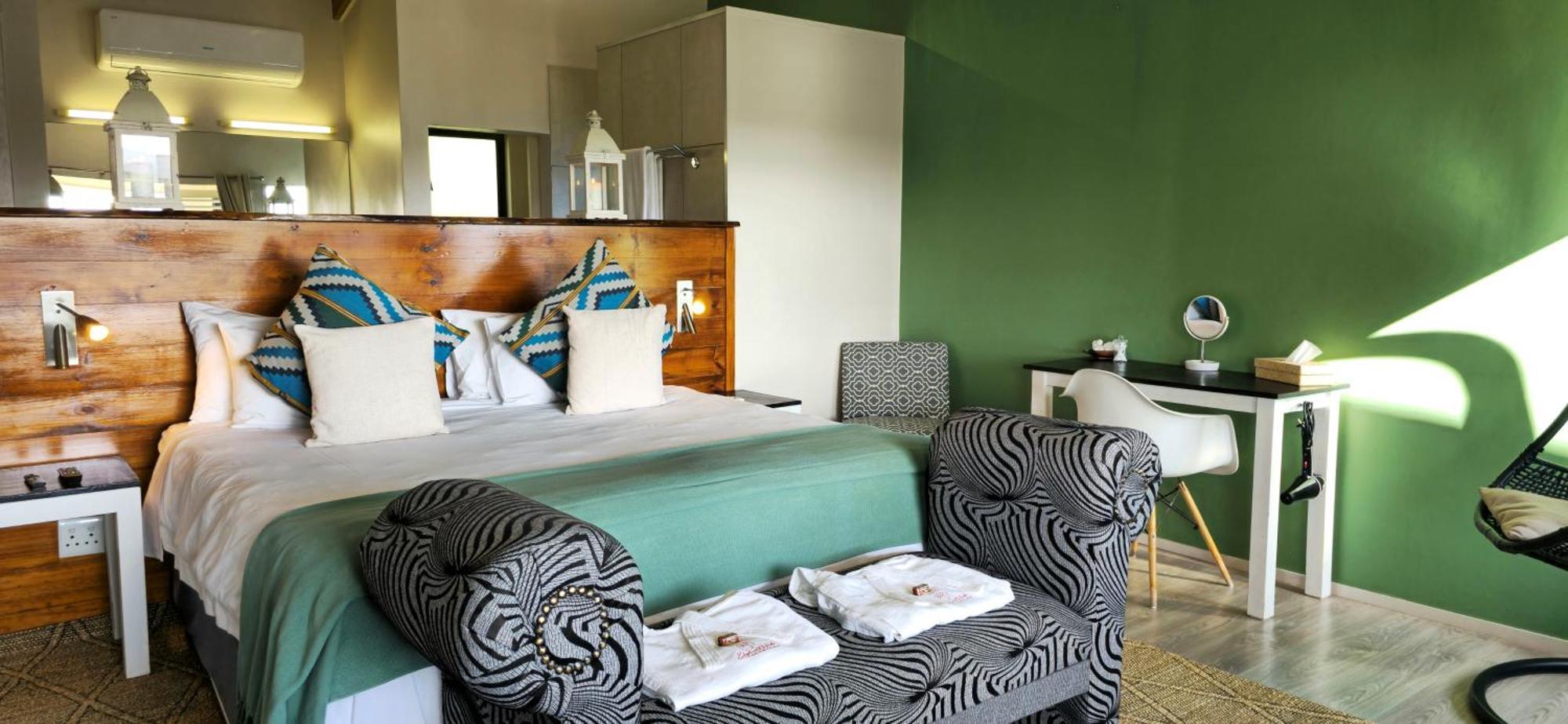 Elephant Hide Of Knysna Guest Lodge Exterior foto