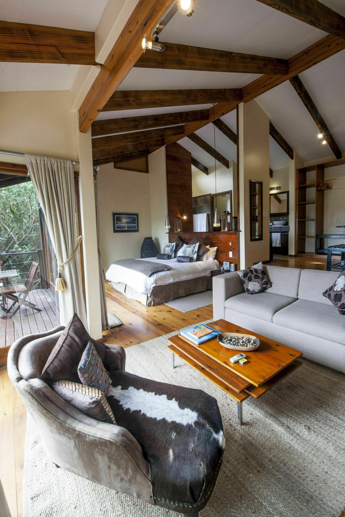 Elephant Hide Of Knysna Guest Lodge Exterior foto