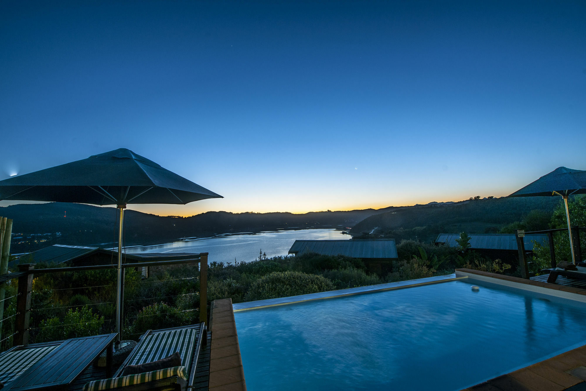 Elephant Hide Of Knysna Guest Lodge Exterior foto