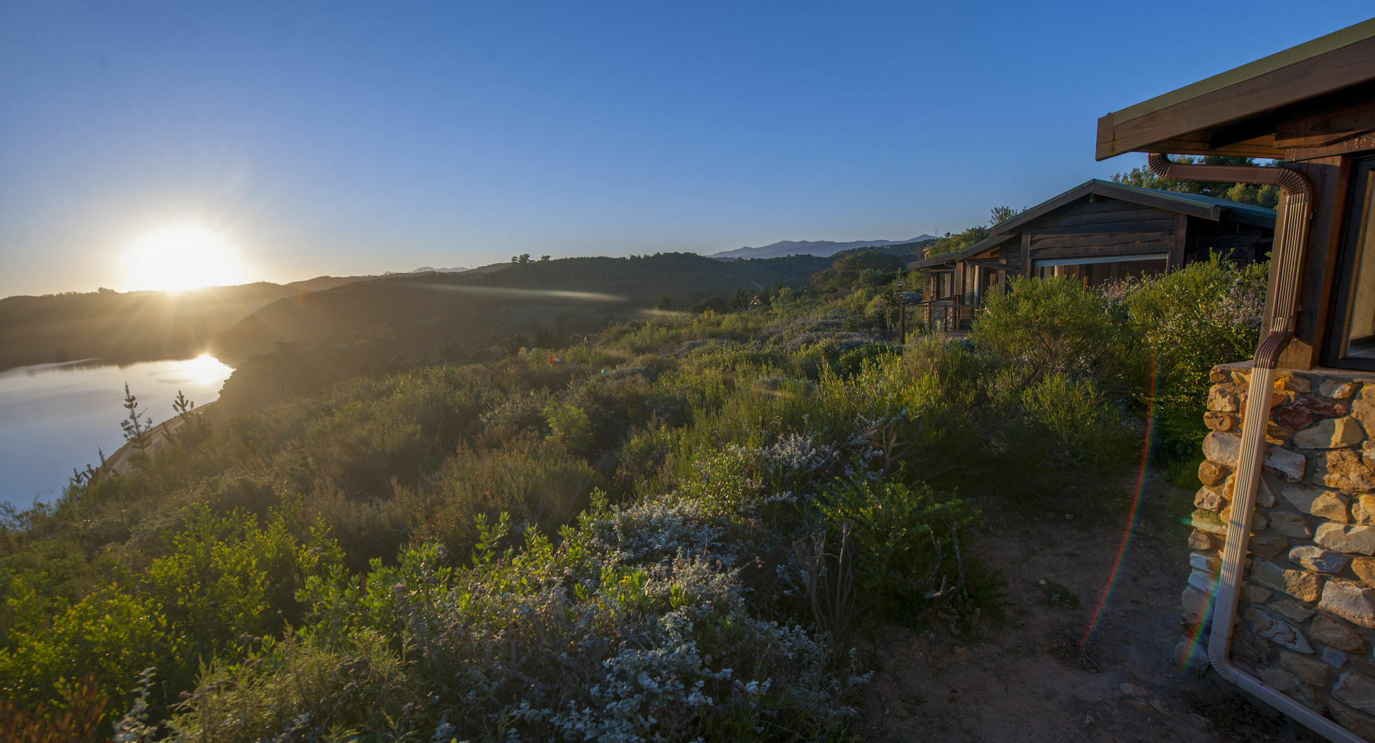 Elephant Hide Of Knysna Guest Lodge Exterior foto