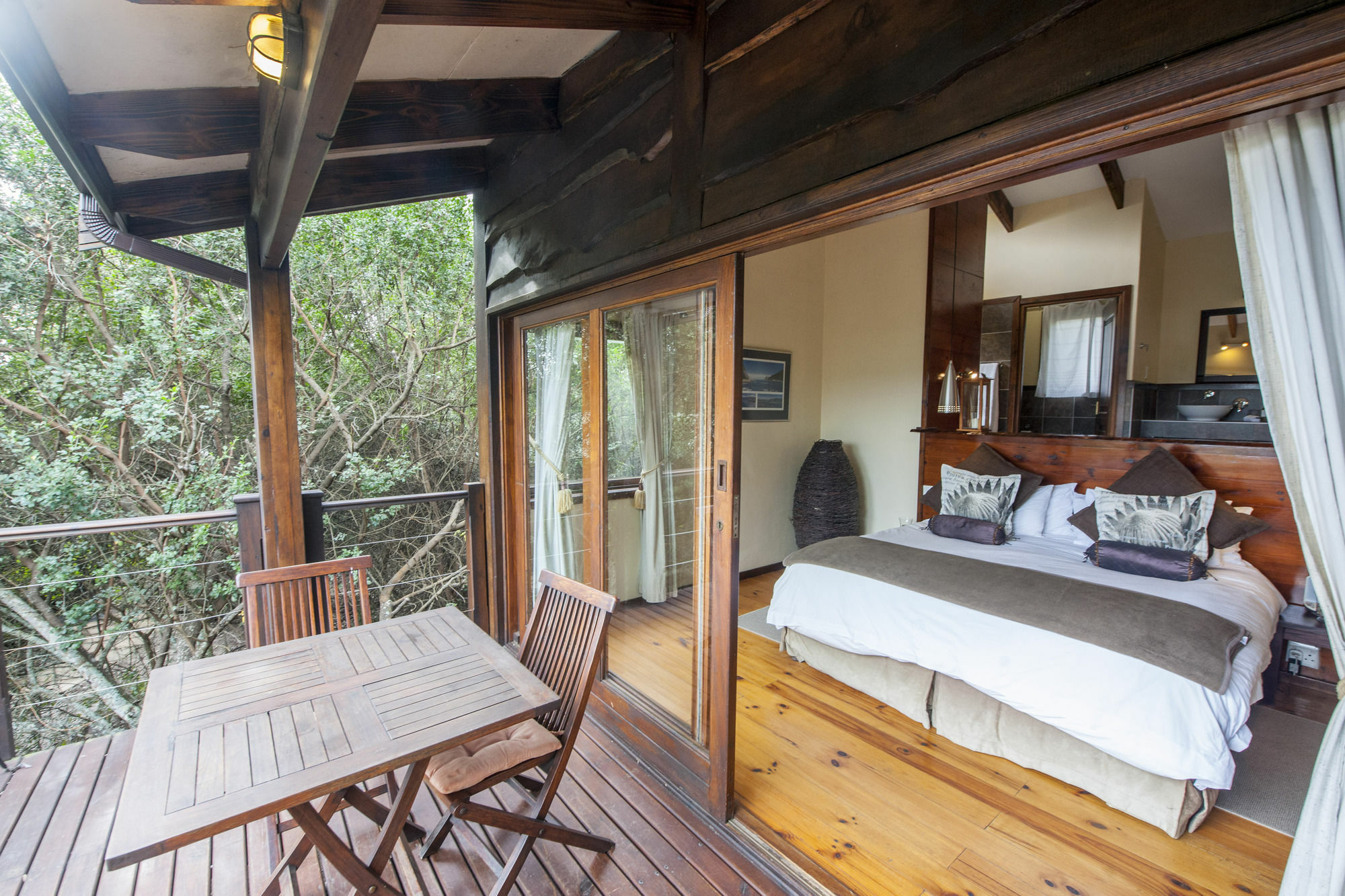 Elephant Hide Of Knysna Guest Lodge Exterior foto